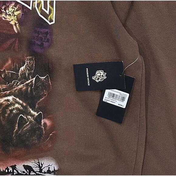 Darc Sport Men's Mori Awaits Vintage London Crewneck Sweatshirt - Picture 3 of 3